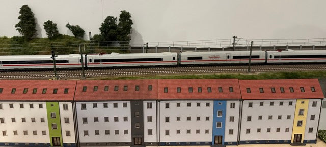 Multi-family house in relief construction - H0 kit - pre-order!!!! Delivery from March 2025